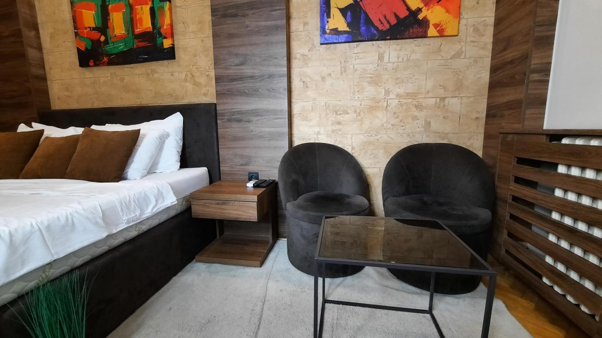 Stan Na Dan Apartman D Lux Jacuzzi Kragujevac Ngoại thất bức ảnh