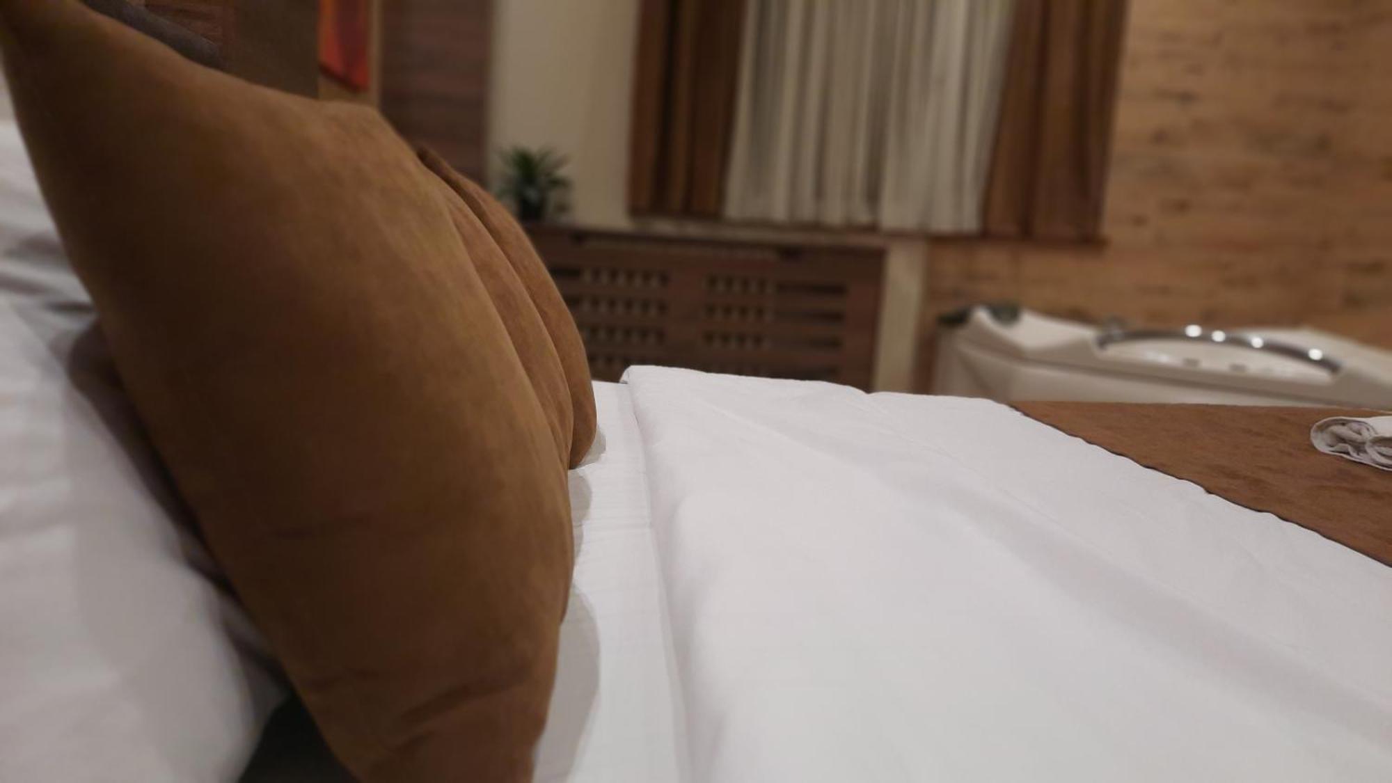 Stan Na Dan Apartman D Lux Jacuzzi Kragujevac Ngoại thất bức ảnh