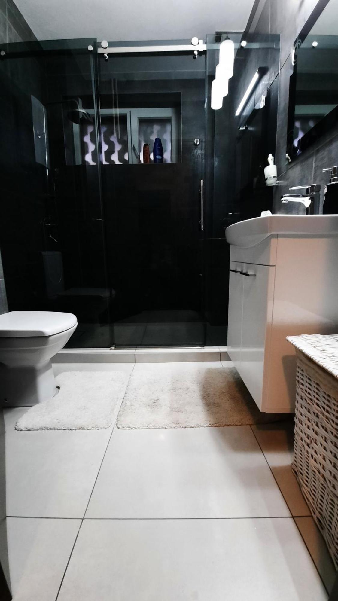 Stan Na Dan Apartman D Lux Jacuzzi Kragujevac Ngoại thất bức ảnh