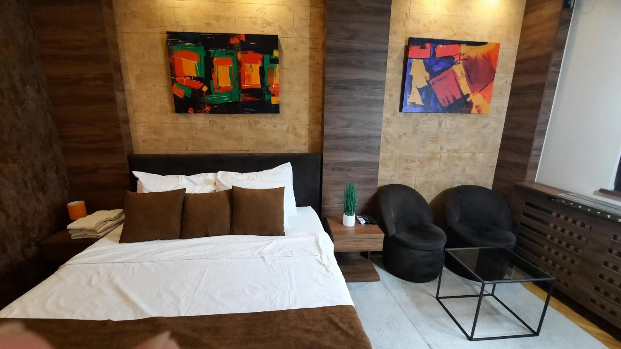 Stan Na Dan Apartman D Lux Jacuzzi Kragujevac Ngoại thất bức ảnh